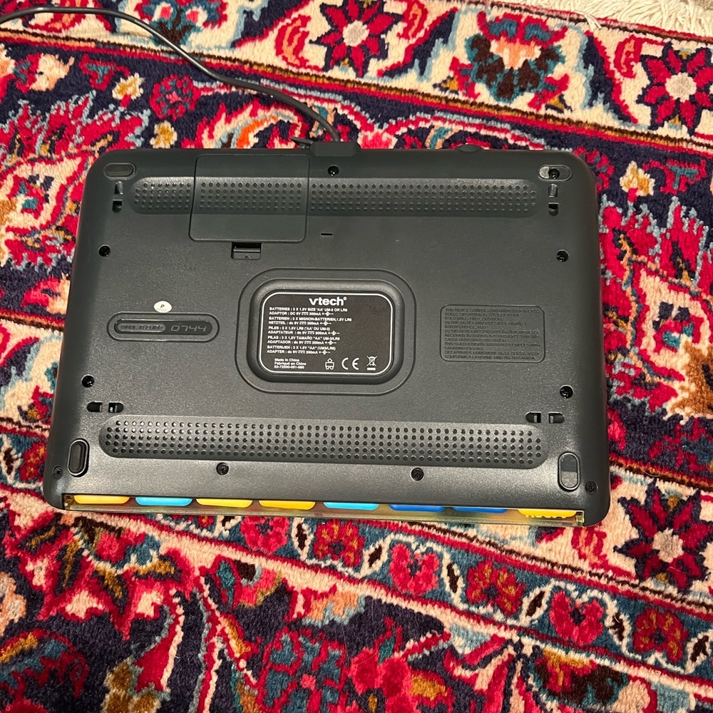 Kids Laptops - Picture 3 of 5